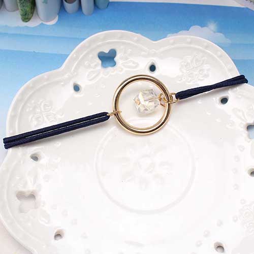 Round Circle with Crystal Gum